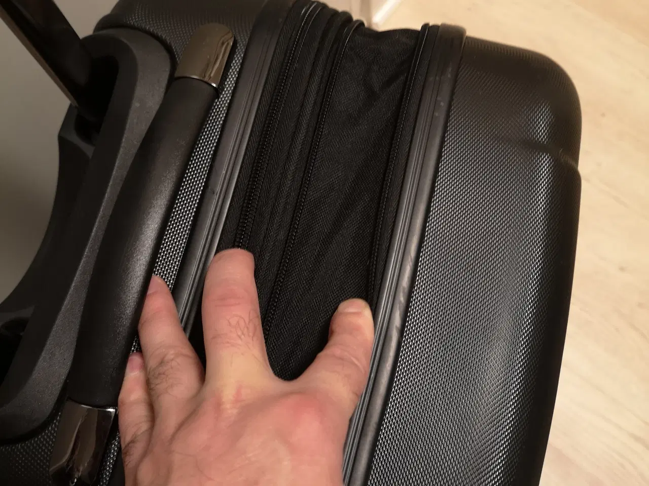 Billede 5 - Rejser firehjulet rullekuffert