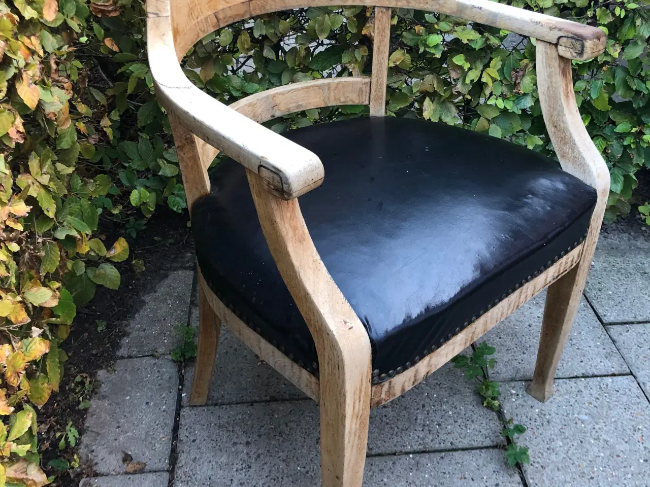 Billede 2 - Egetræs stole med læderbetrukket 