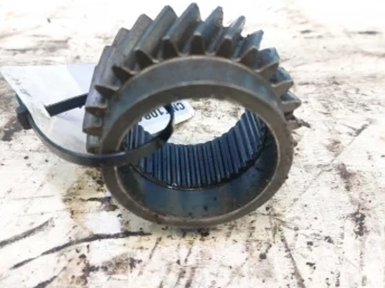 Billede 5 - New Holland LB115B Tandhjul T26 85808356 