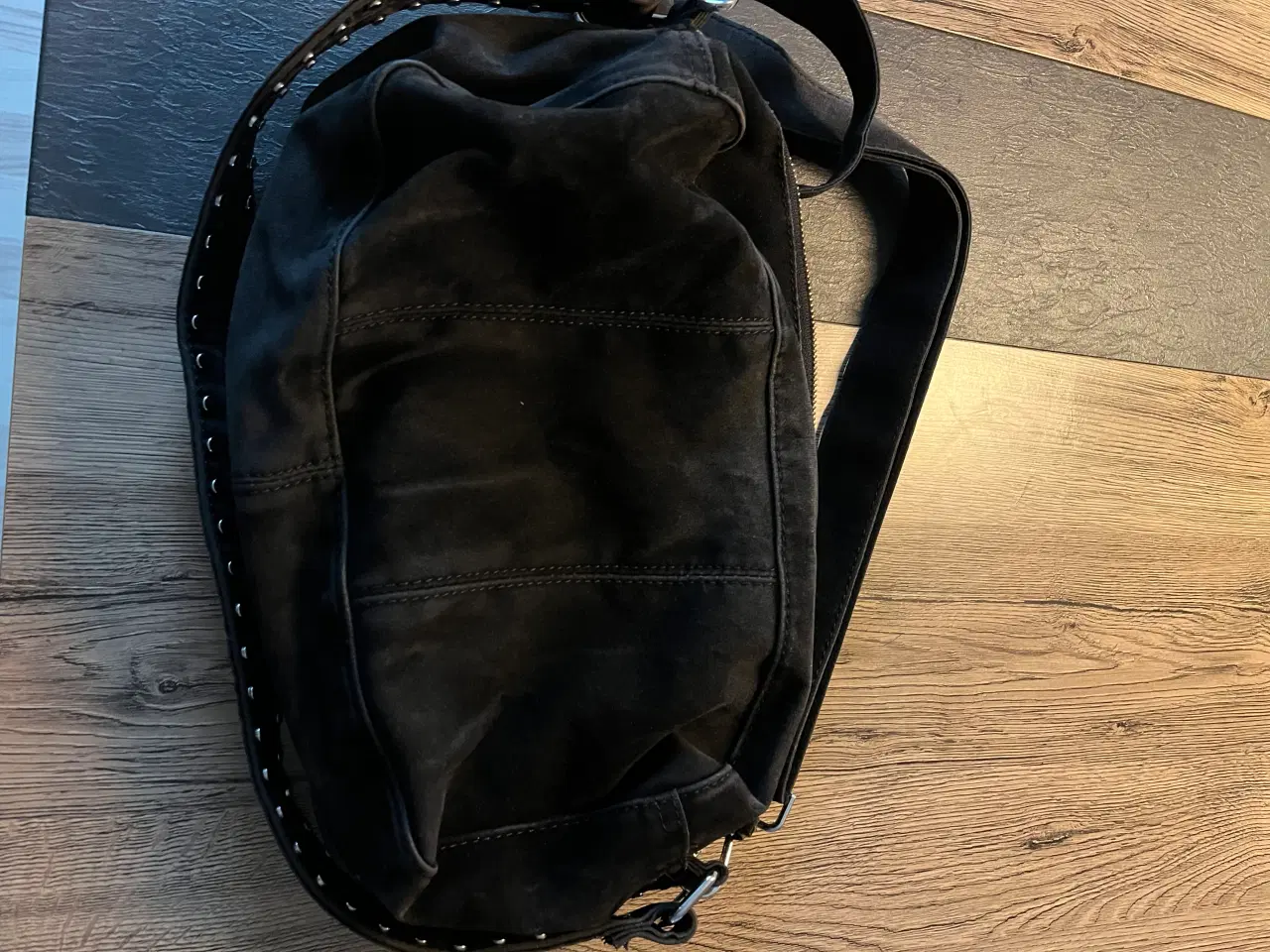 Billede 4 - Noella crossbody taske sælges 