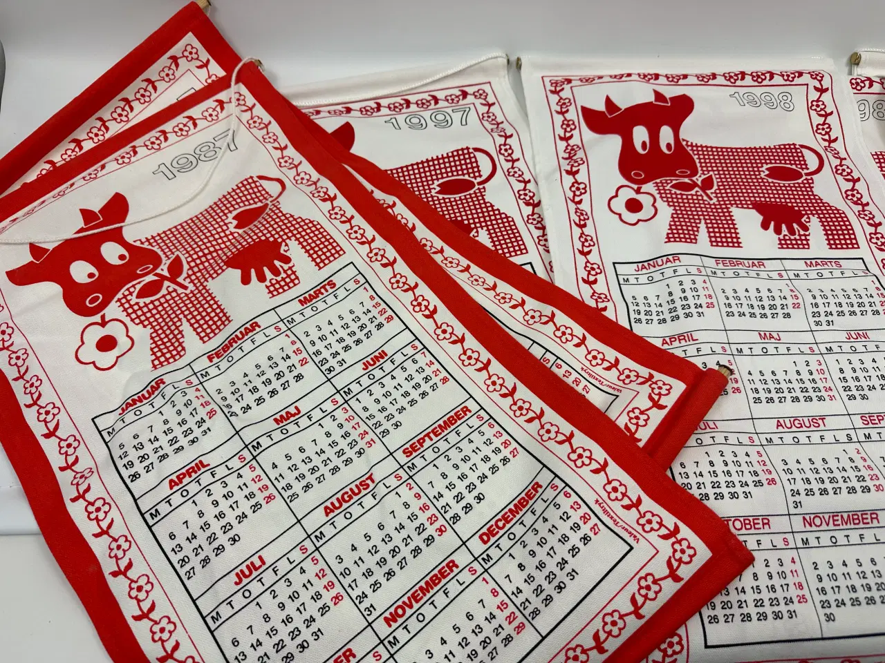 Billede 2 - 6 stk. Koen Karoline årskalendere, retro