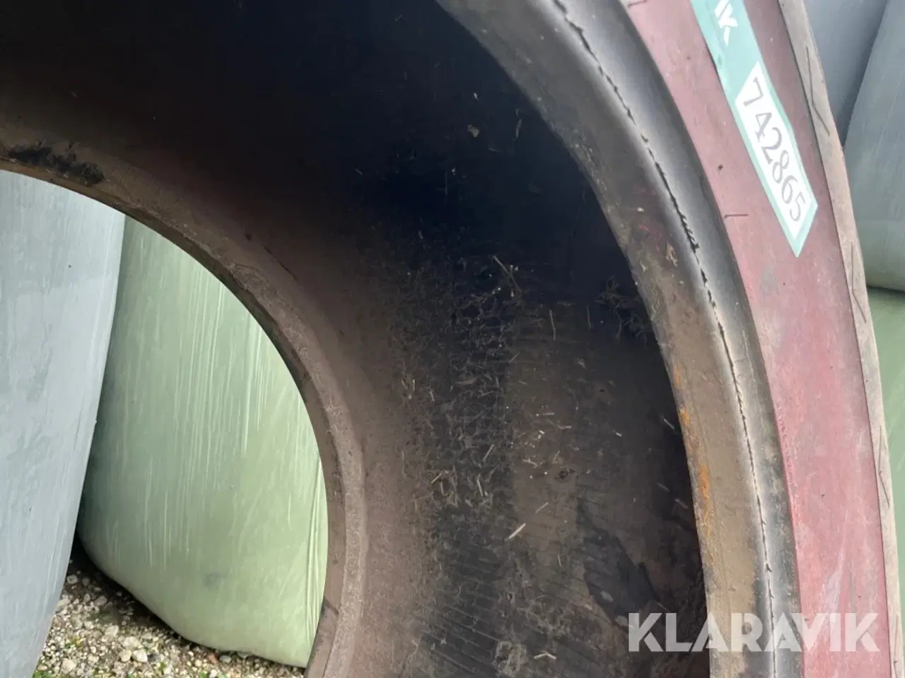 Billede 12 - Dæk Goodyear All weather til gødningspreder