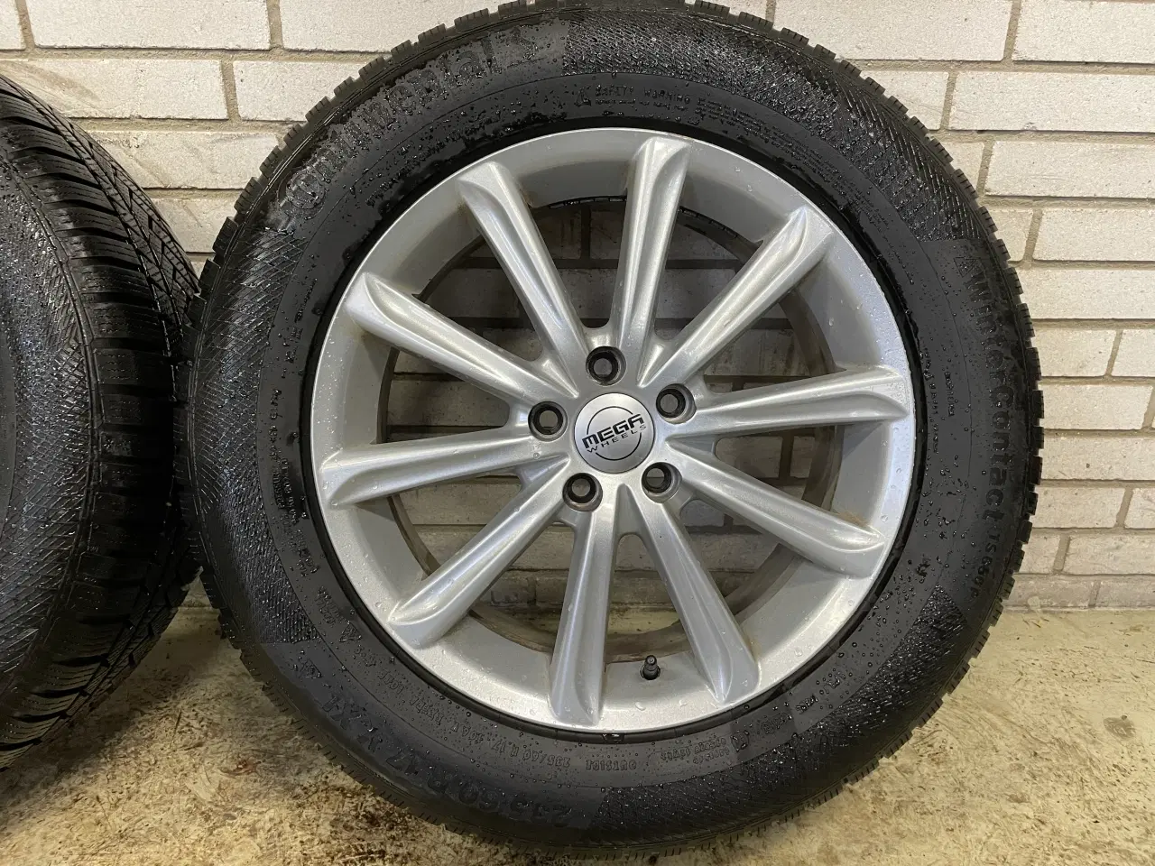 Billede 4 - 17 Volvo XC40 235/60r17 Ref.126 vinter