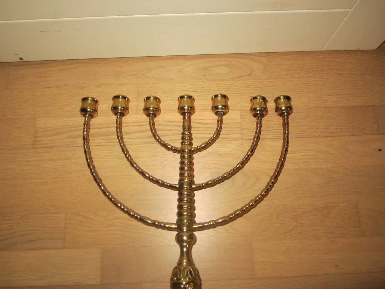 Billede 3 - Utrolig flot og tung 7 armet messing stage, tun