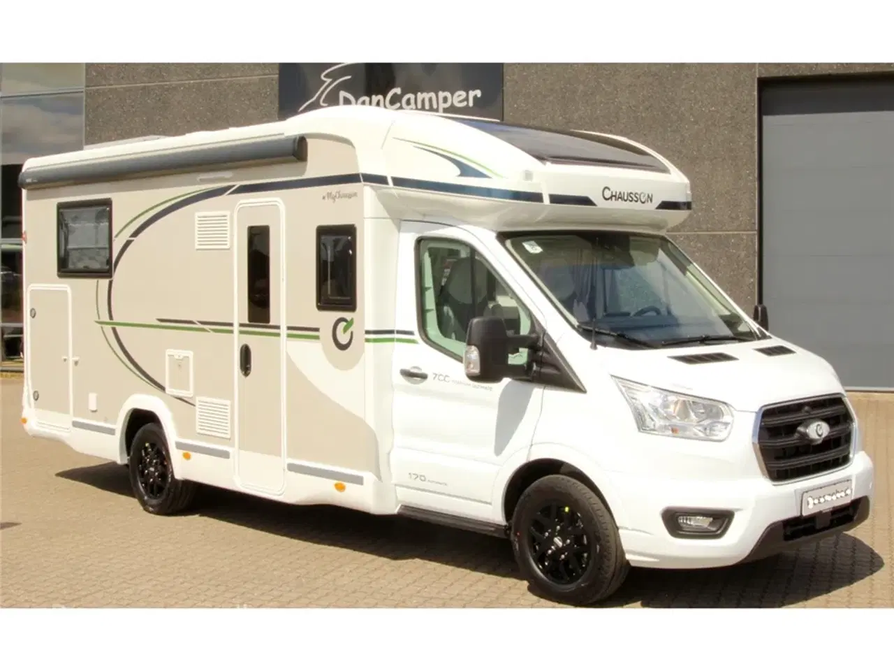 Billede 1 - 2024 - Chausson Titanium 777GA ULTIMATE   Enkeltsenge, lounge, siddegruppe, opredning i siddegruppen. 170HK Aut, markise, solceller mmm