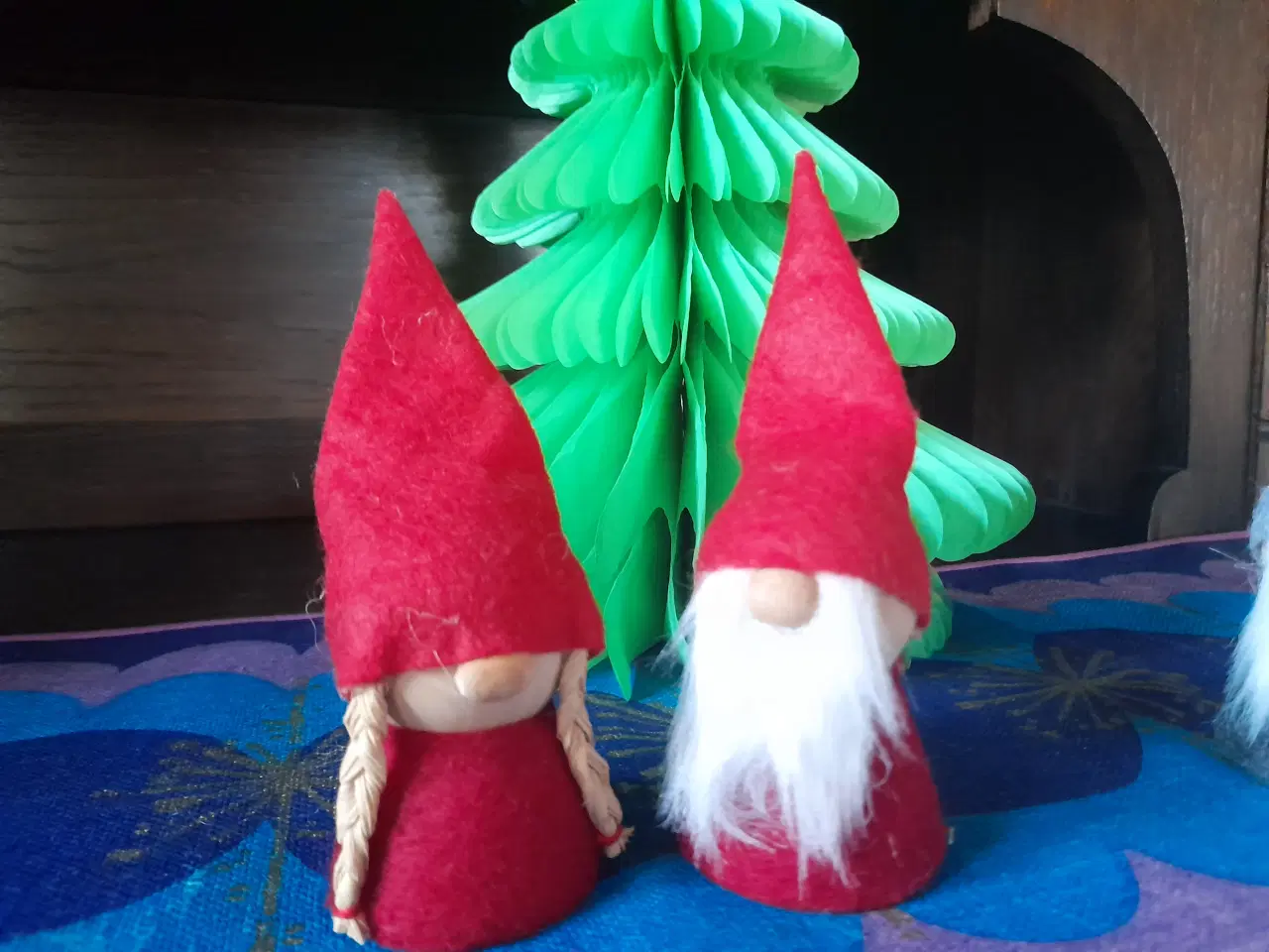 Billede 3 - Julepynt i træ.