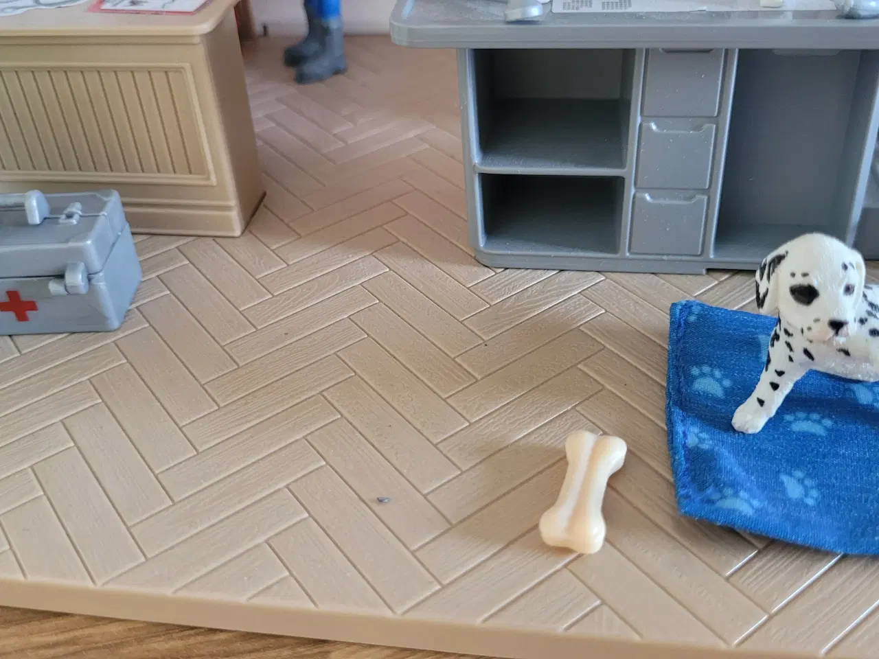 Billede 9 - Schleich dyrelægebutik