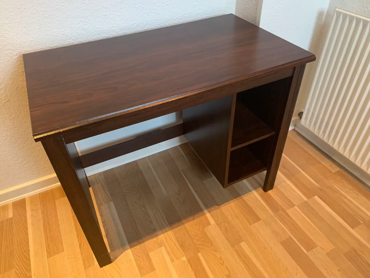 Billede 2 - Dejligt skrivebord 