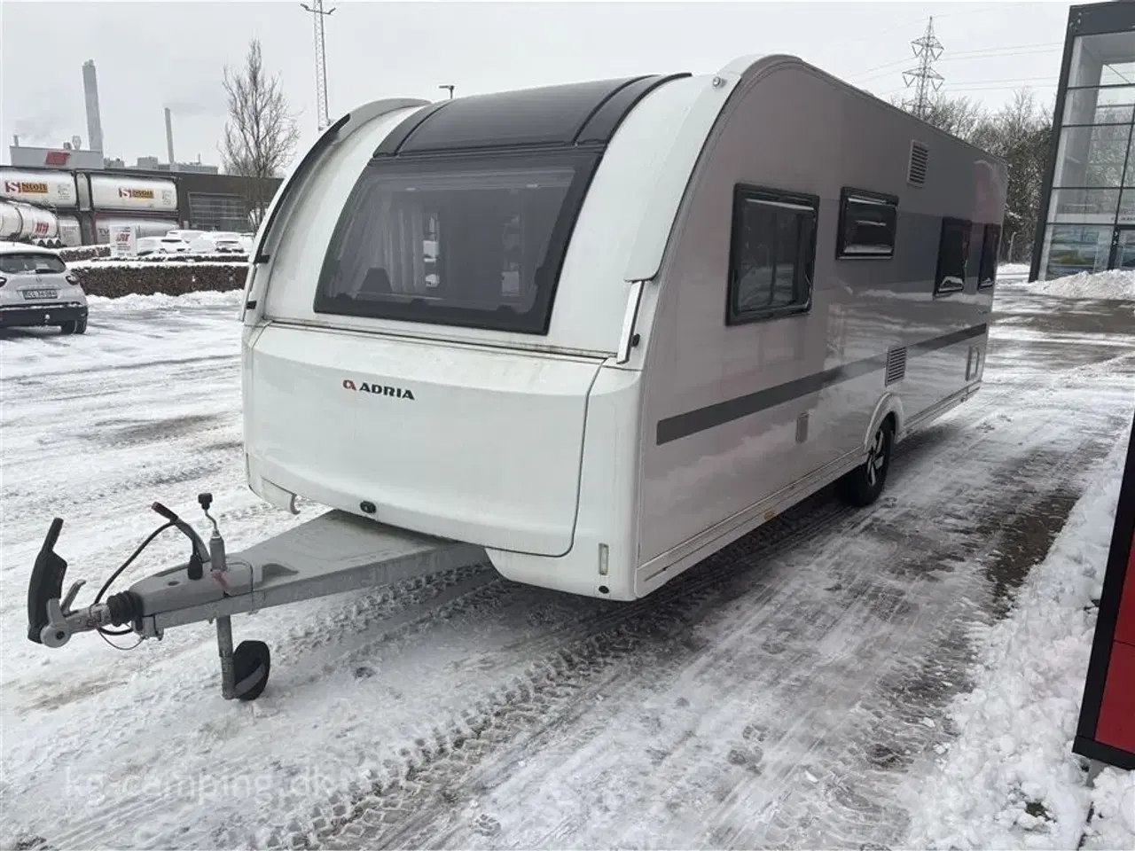 Billede 2 - 2022 - Adria Adora 613 UT Lækker vogn med fritstående dobbeltseng - Mover - Fortelt