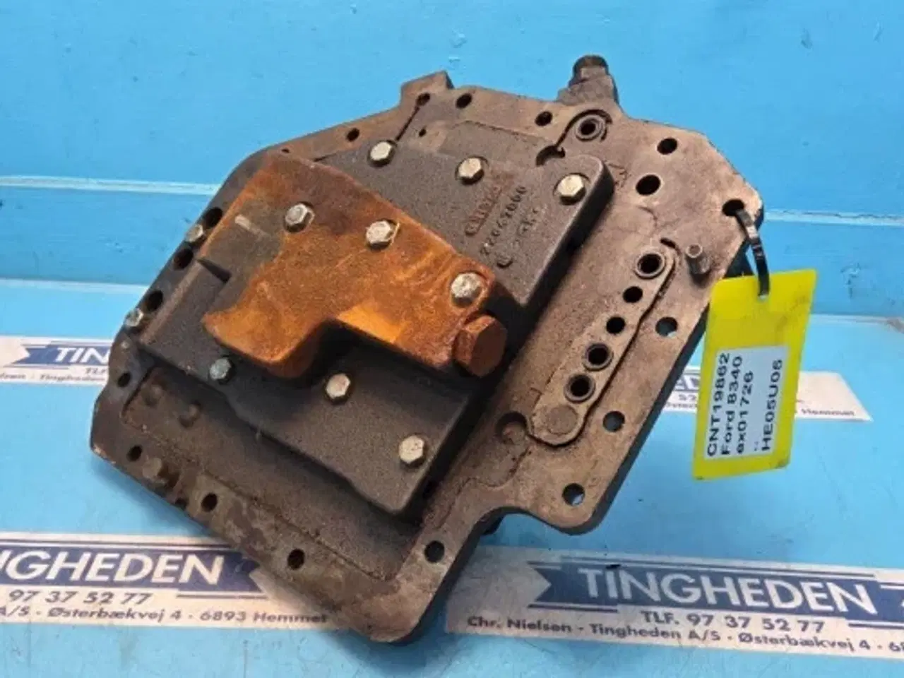 Billede 7 - Ford 8340 Dæksel F3NN7Z479