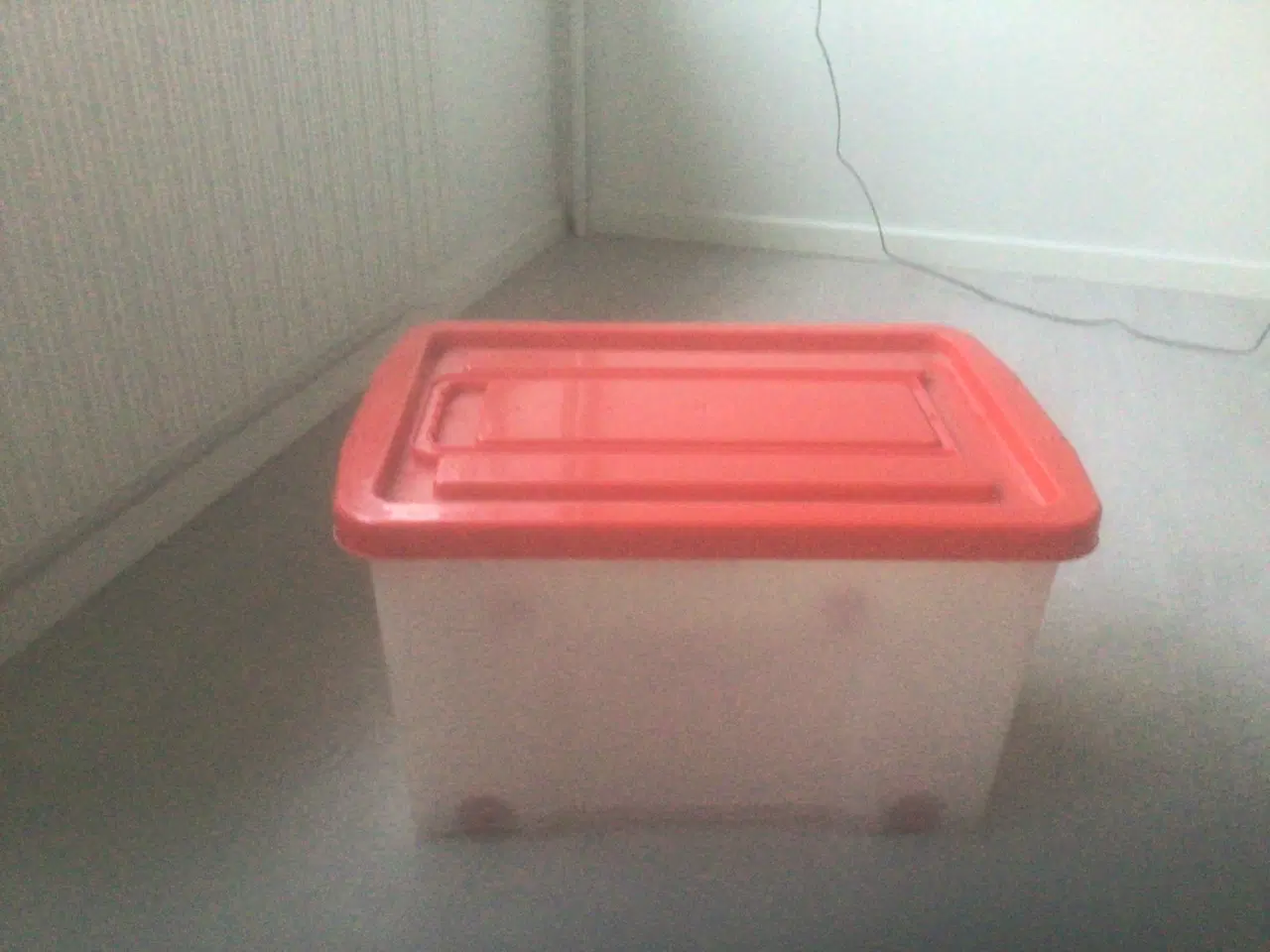 Billede 1 -  Plastik kasse