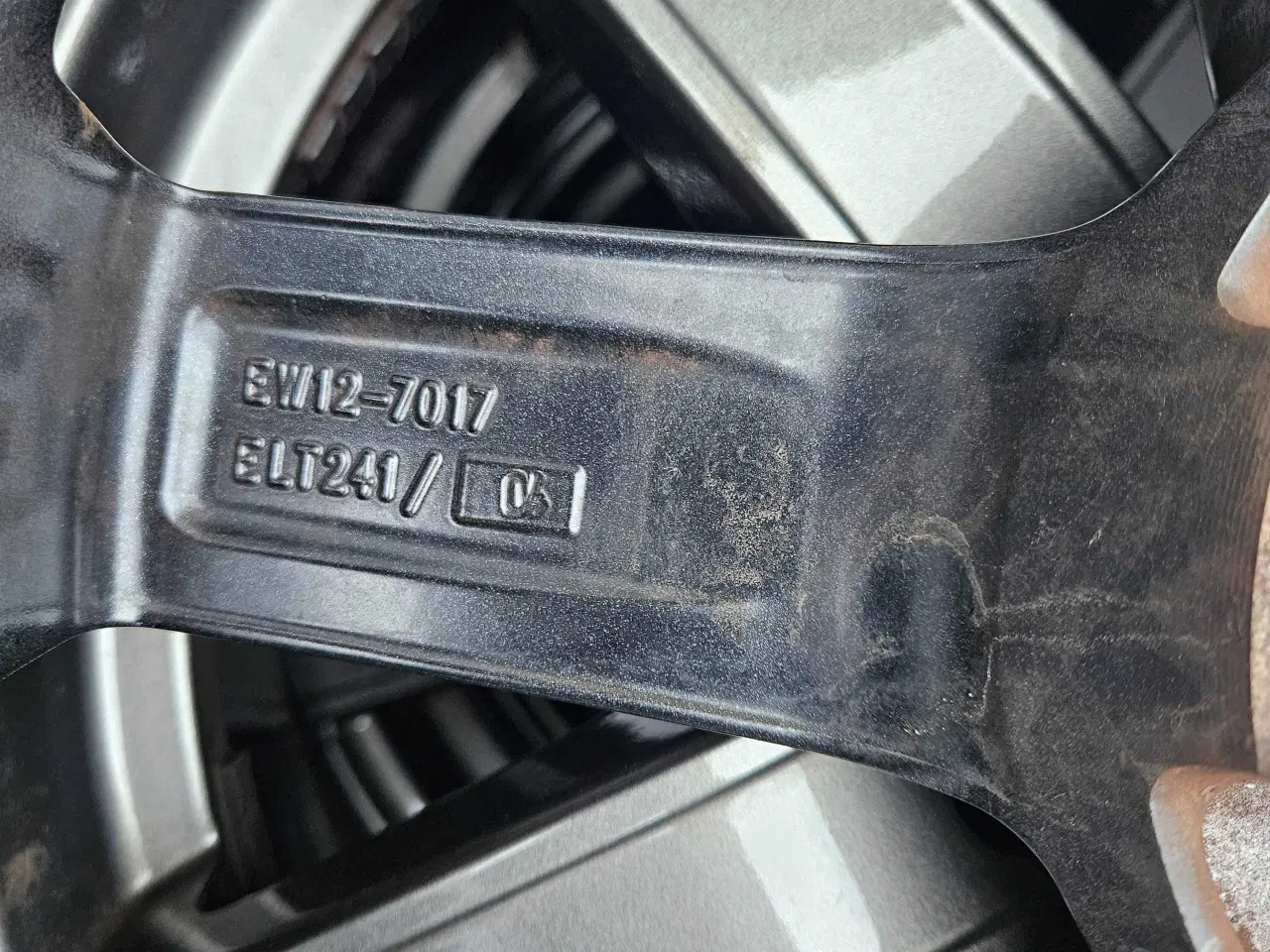 Billede 5 - Continental vinterdæk med alufælg