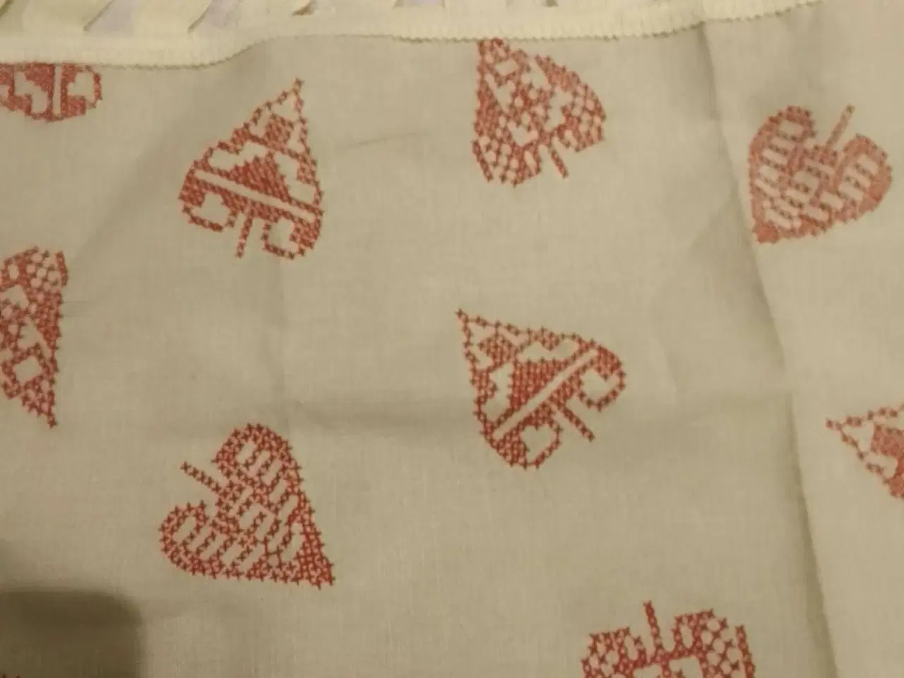 Billede 4 - Jule gardin fra daells varehus