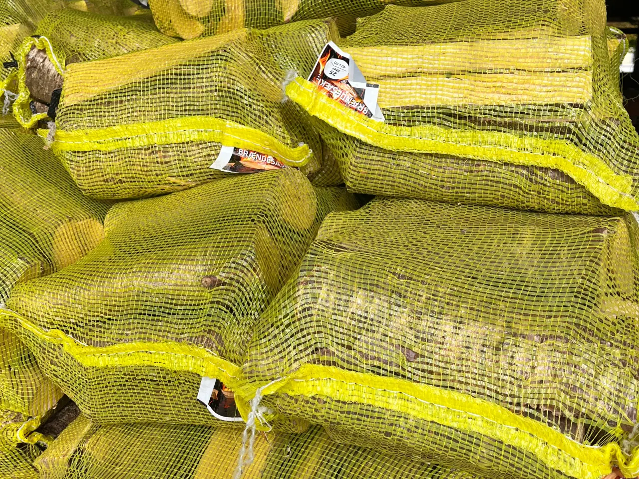 Billede 2 - Brændesække kirsebær træ ca. 10 kg.