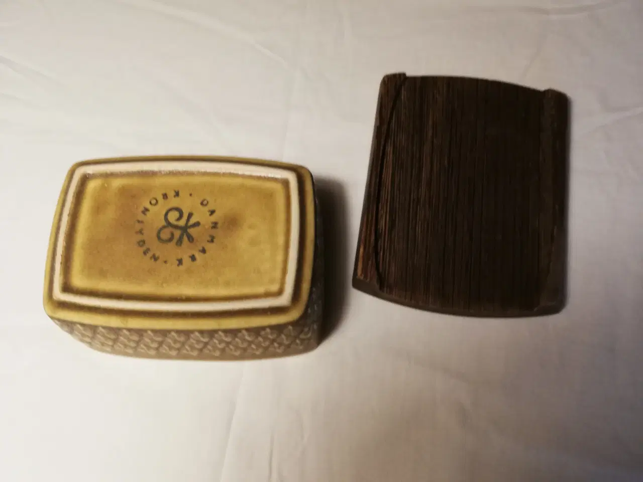 Billede 6 - Relief stentøj smørskål, kaffekop, sukkerskål