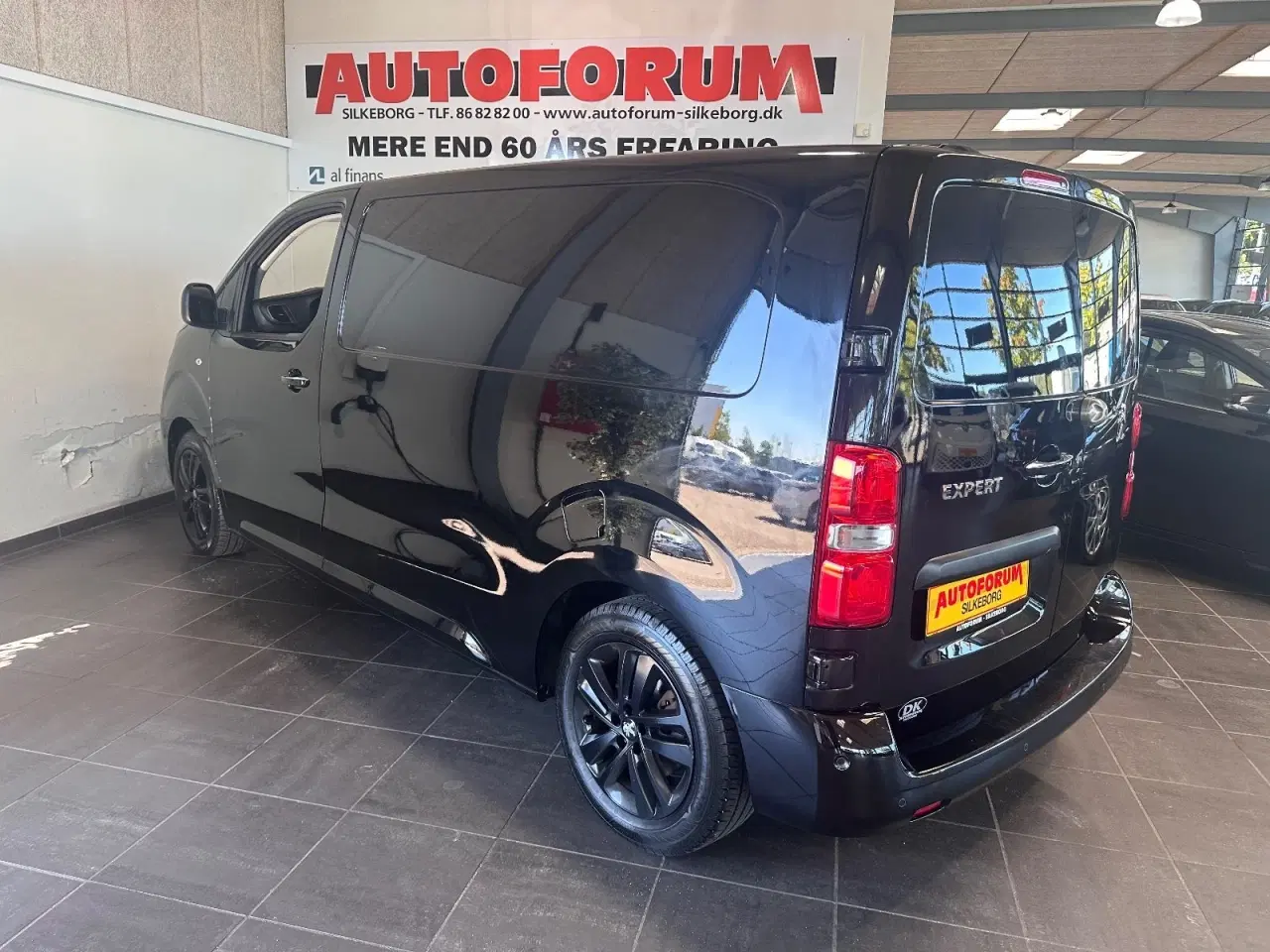 Billede 16 - Peugeot Expert 2,0 BlueHDi 177 L2 Sport EAT8 Van