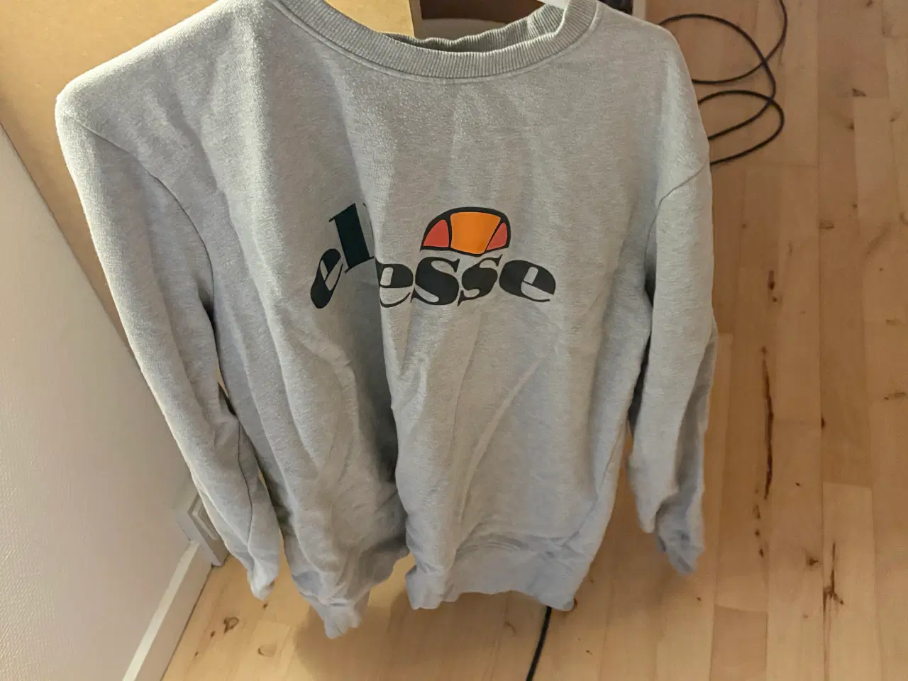 Billede 1 - Ellesse sweatshirt