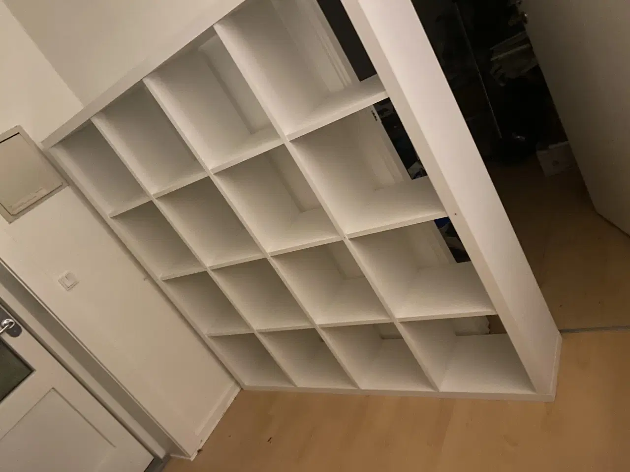 Billede 1 - Rumdeler reol