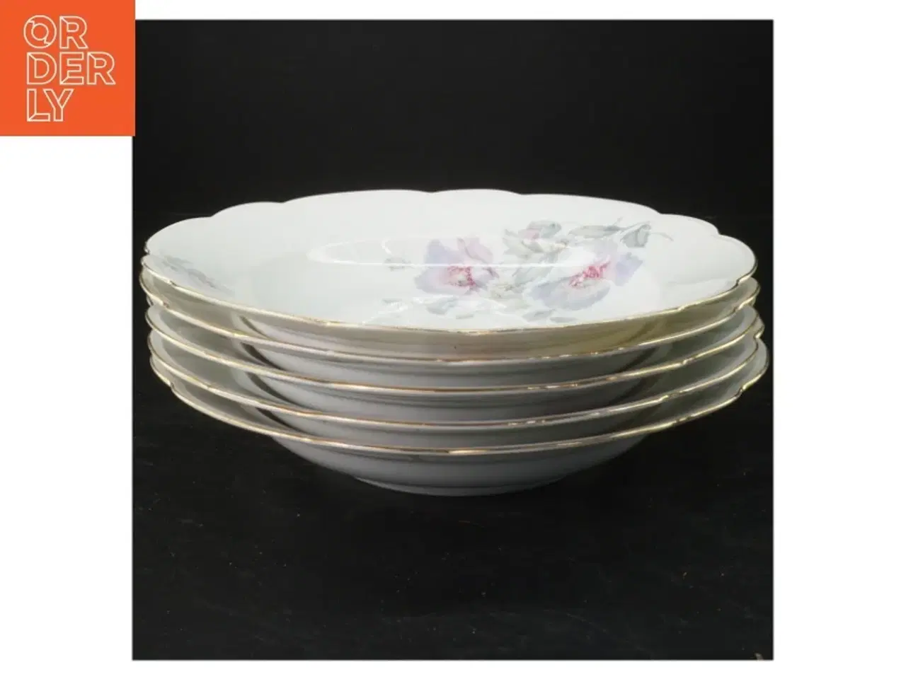 Billede 1 - Sæt af dekorative porcelænskåle (str. Ø 25x4 cm)