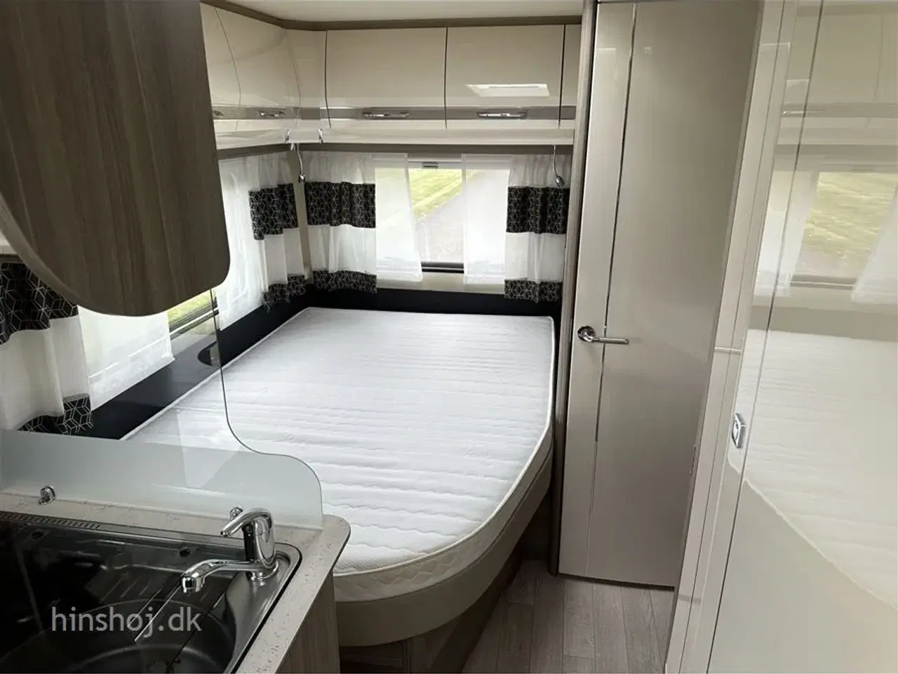 Billede 2 - 2018 - Fendt Tendenza 495 SFR   Velholdt Fendt fra Hinshøj Caravan
