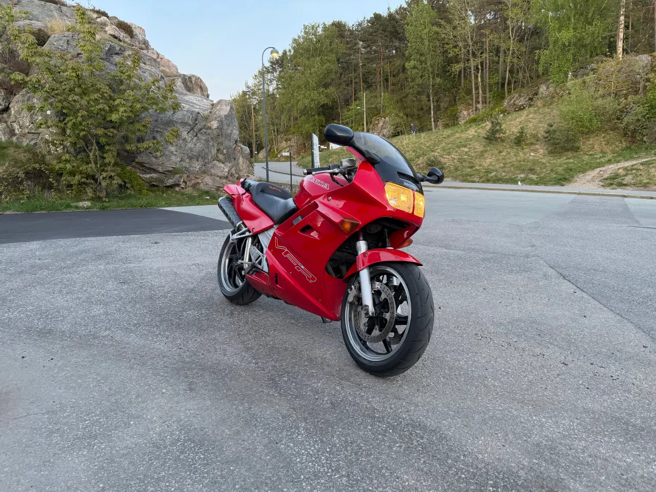 Billede 2 - Honda vfr 750 rc36-1
