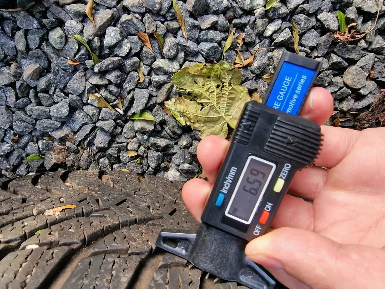 Billede 4 - Vinterdæk 215/60/R16 i god stand. 5x112