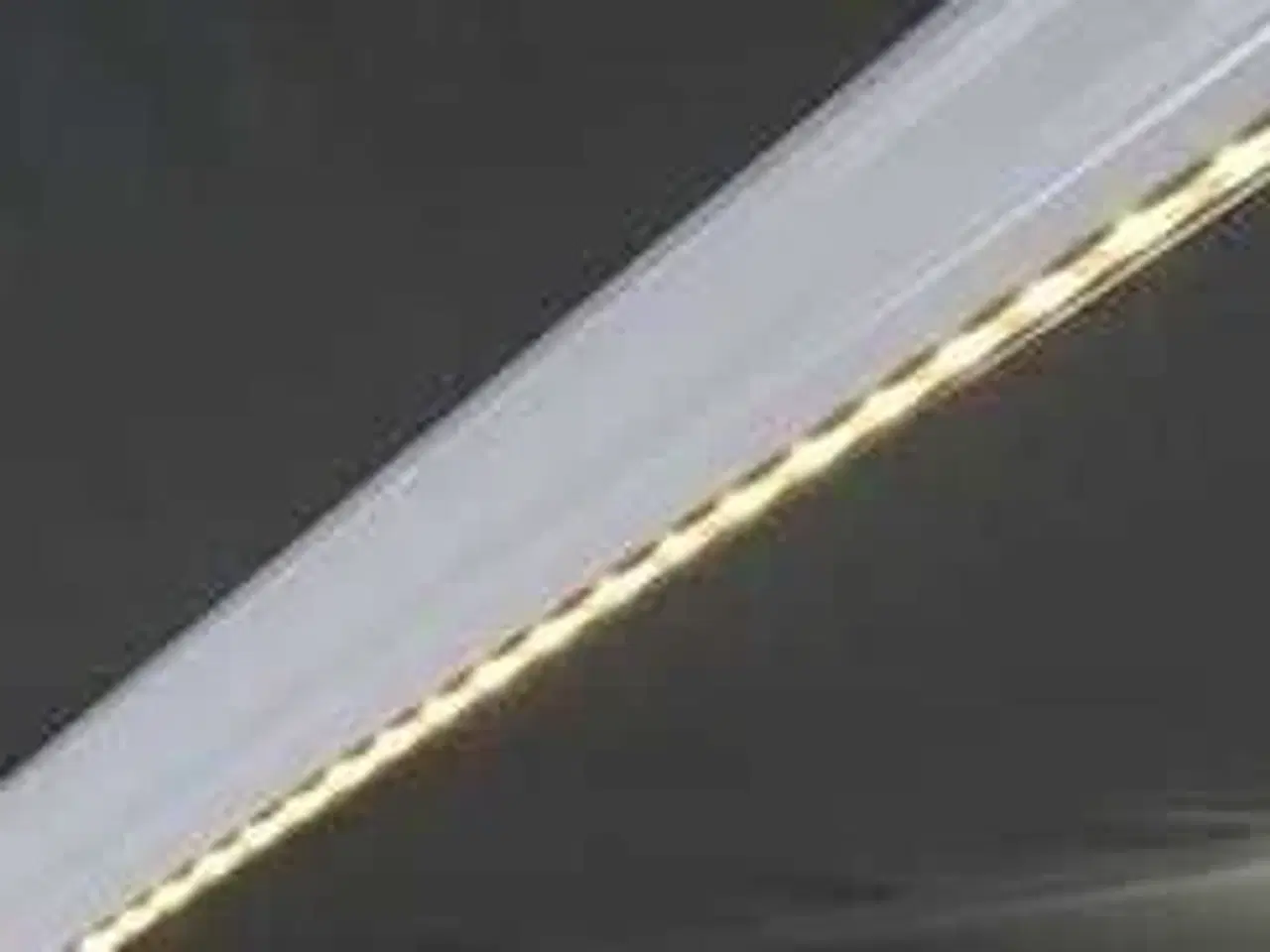 Billede 4 - Rivoli markise med motor og LED lys L: 3,5 x D: 3 meter - hvid/grå