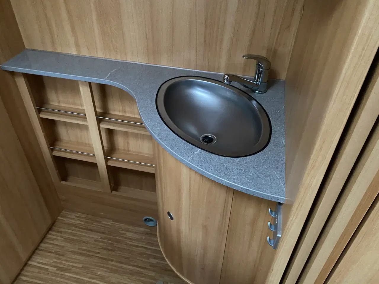 Billede 10 - Dethleffs Camper 560 SK KØJEVOGN