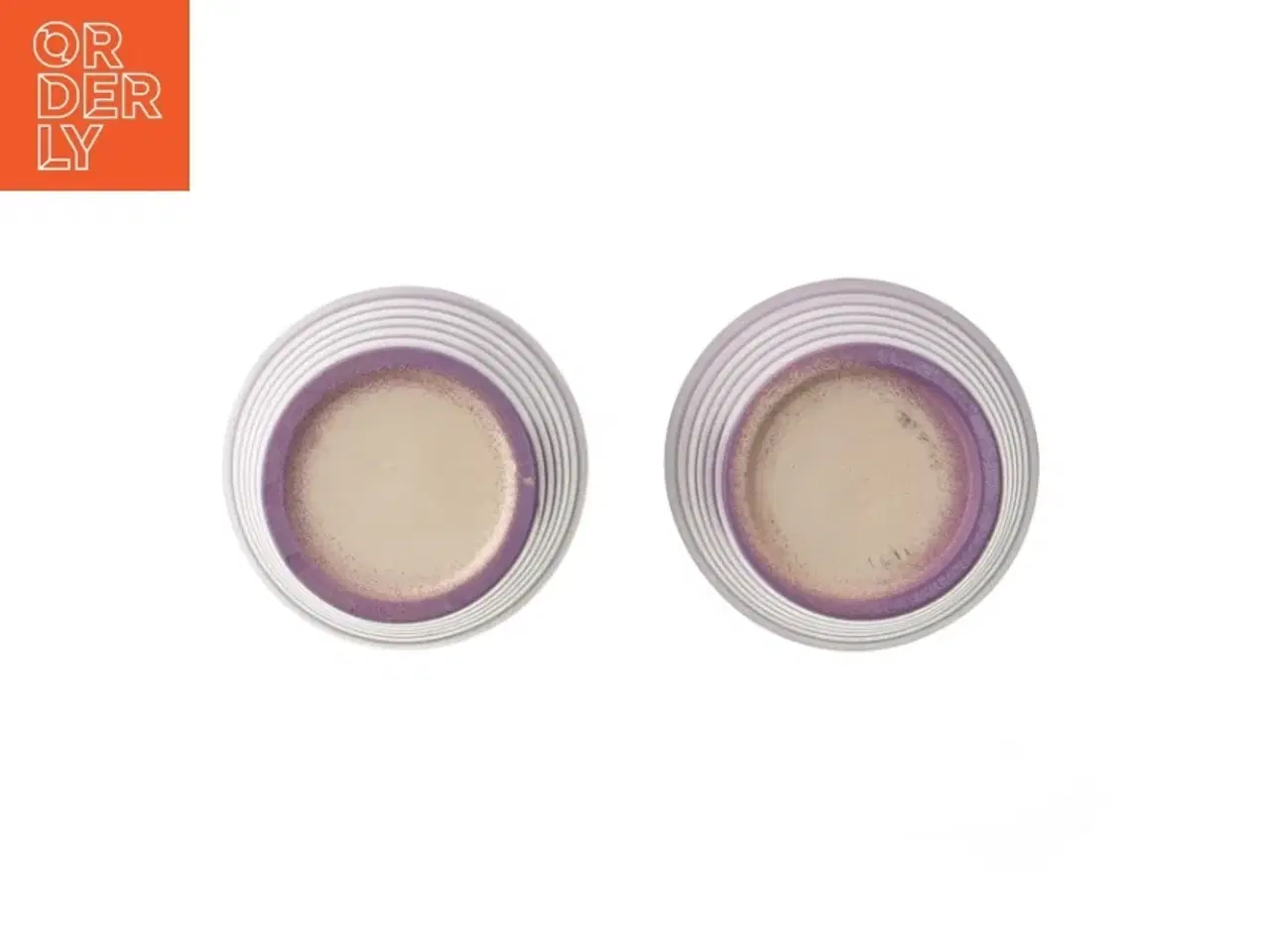 Billede 3 - To lilla potteskjuler (str. Ø 7 cm Længde 6 cm)