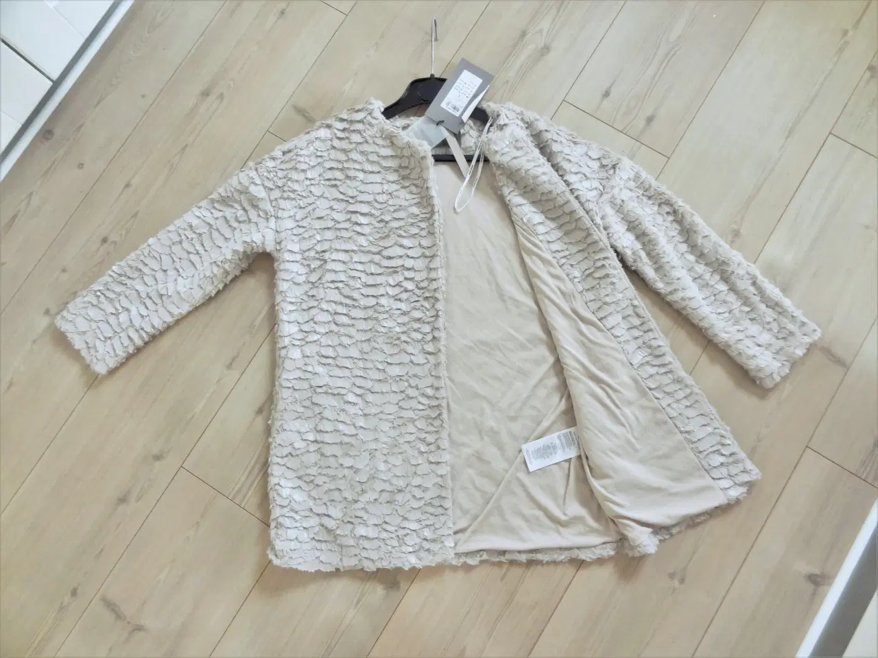 Billede 4 -   Blazer, str. 36, Vero Moda, Pels, Jakke, Beige 