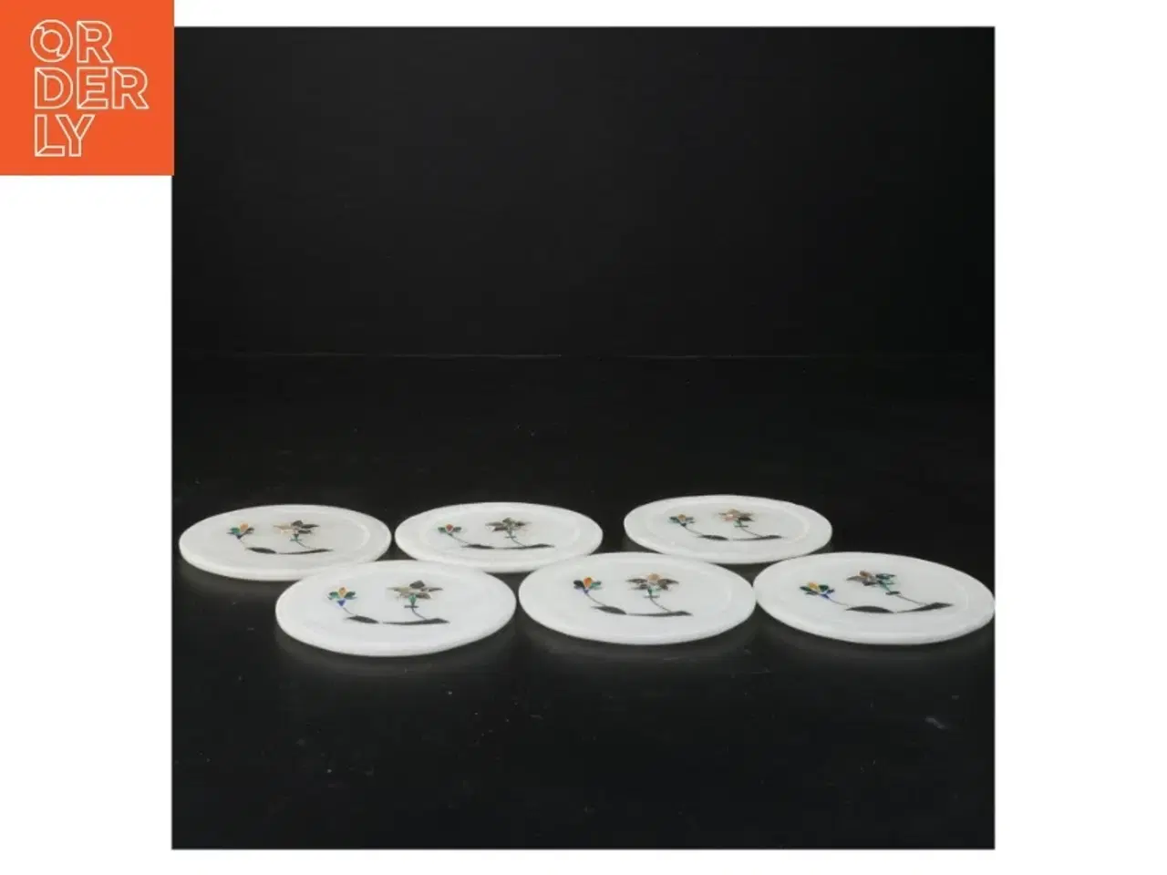 Billede 3 - Runde Marmor coasters med indlagt halvædel sten og abeloneskal blomsterdekoration (str. Ø 9 cm)