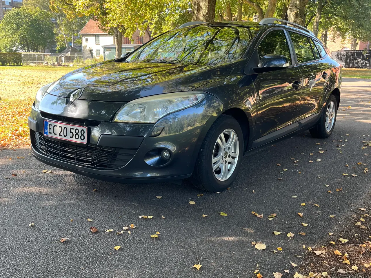 Billede 1 - NYSYNET Renault Megane med lav km