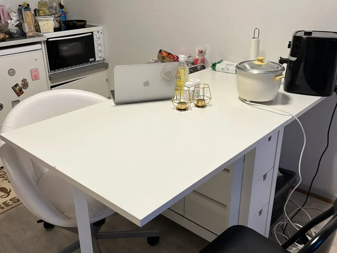 Billede 2 - Bord fra Ikead