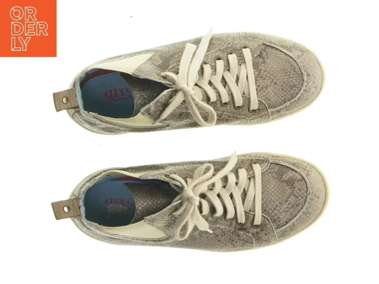 Billede 1 - Brugte damesneakers med slangeskindslook