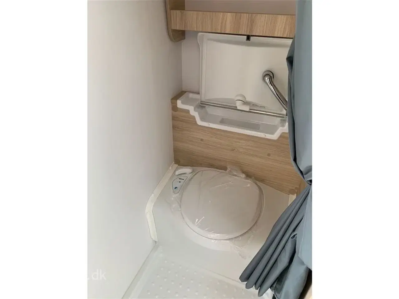 Billede 6 - 2025 - Caravelair ALBA 472   Letvægt campingvogn kan trækkes af de fleste el og hybrid biler