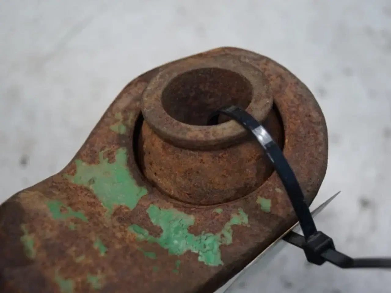 Billede 4 - John Deere 4040 R.H. Liftarm AR80666