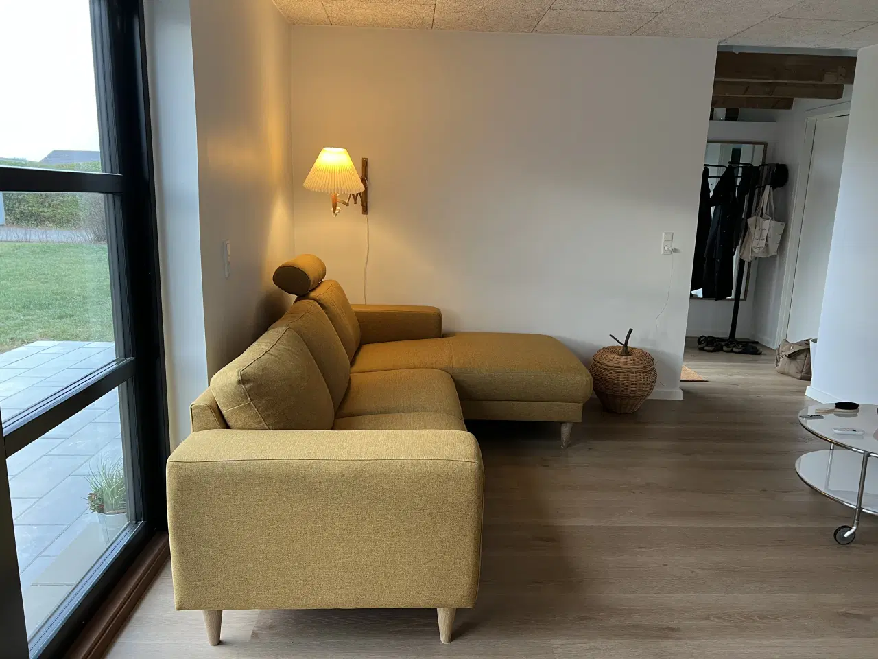 Billede 3 - Hjort Knudsen sofa med chaiselong og nakkestøtte