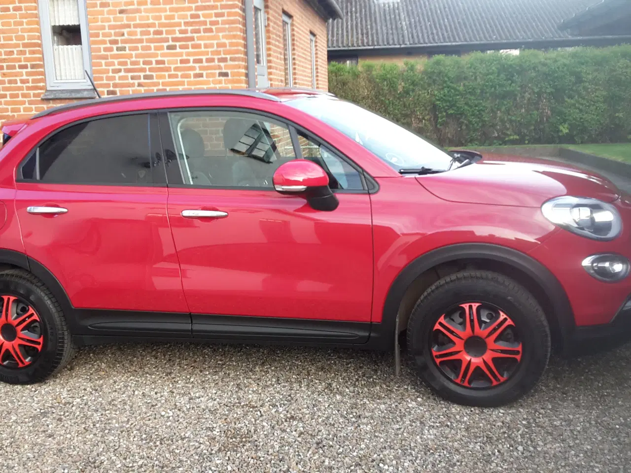 Billede 3 - 16" røde/orange hjulkapsler