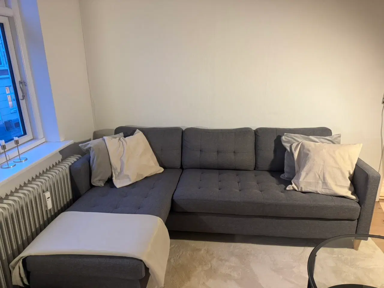 Billede 1 - Grå moderne sofa 