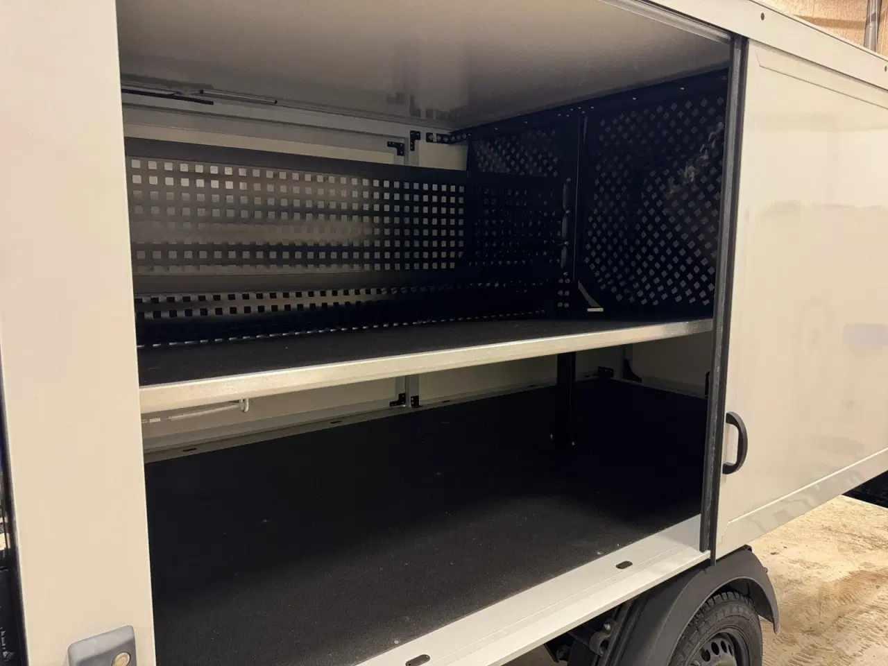 Billede 16 - B-ON Max 40 Alukasse