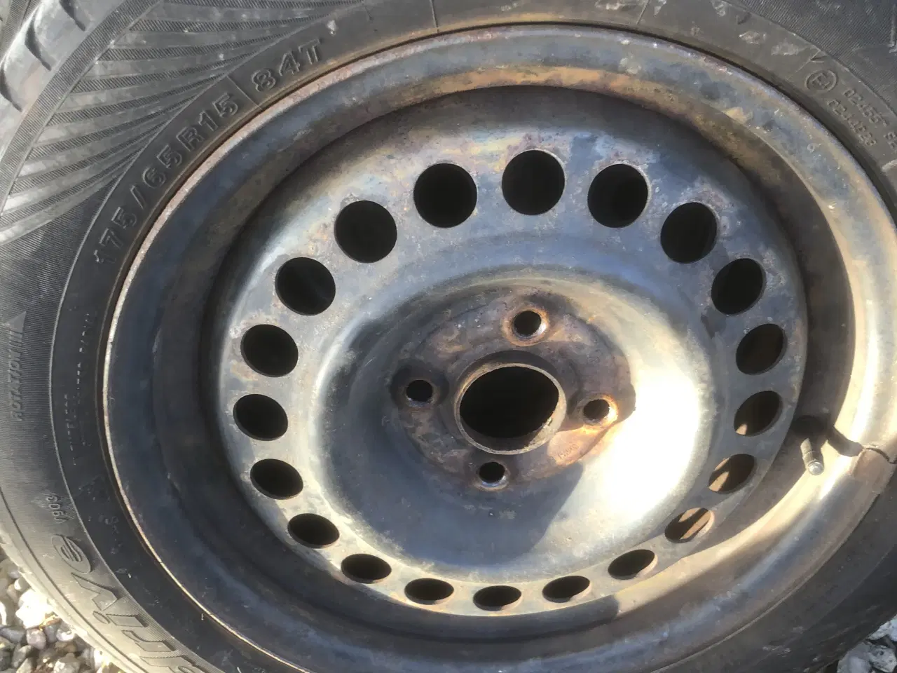 Billede 1 - Pæne dæk på fælge til Honda 