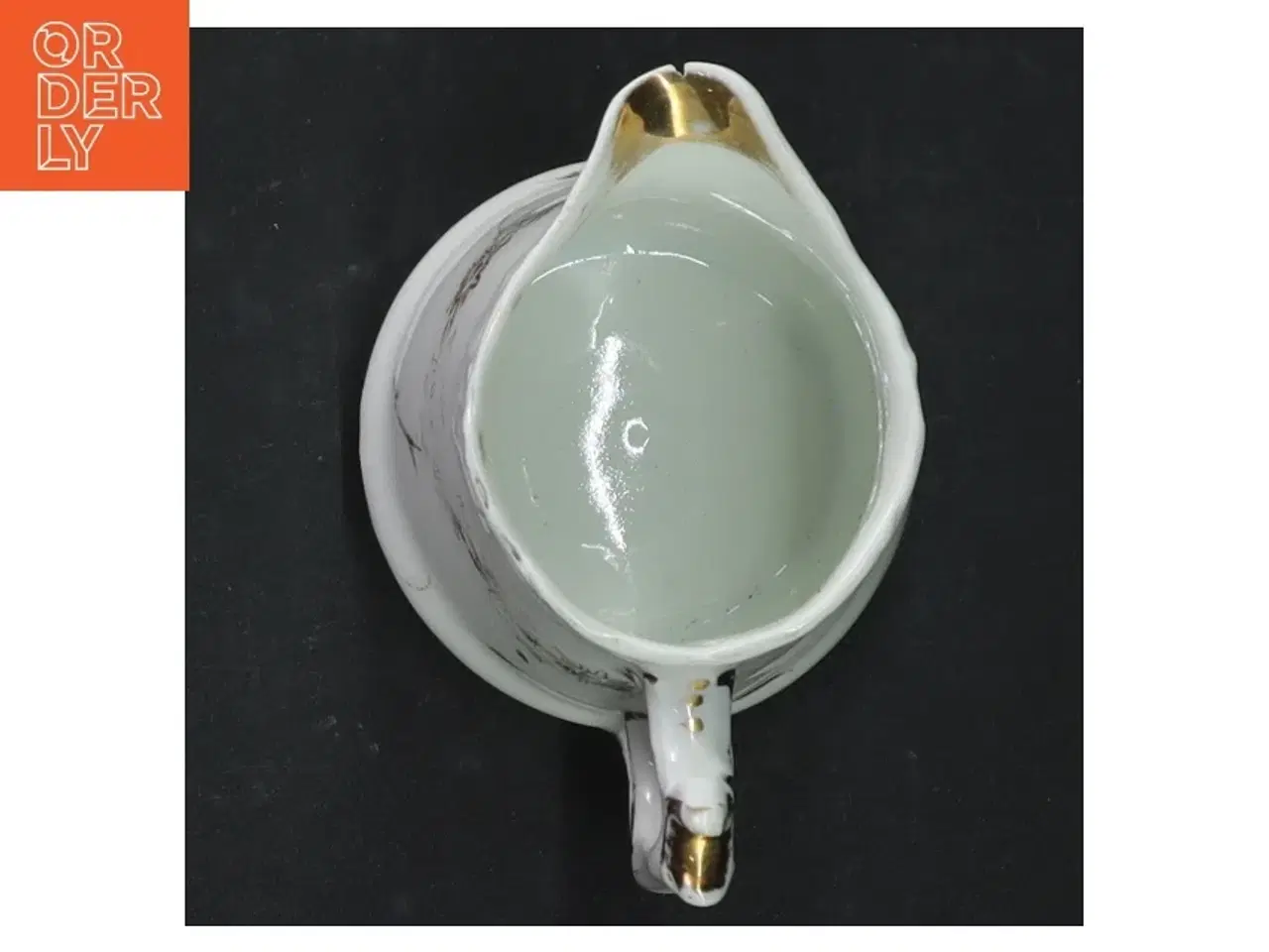 Billede 3 - Porcelænskande med guldkant (str. 10 cm)