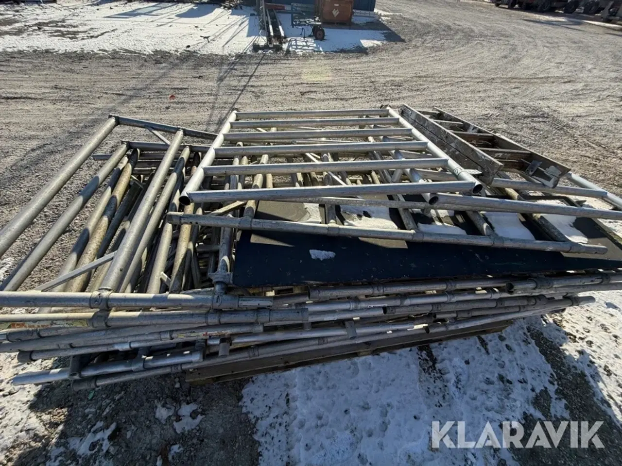 Billede 12 - Stillads stort lot af blandet stillads