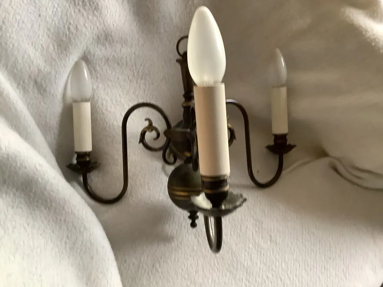 Billede 1 - Flot gammel lysekrone med 3 arme