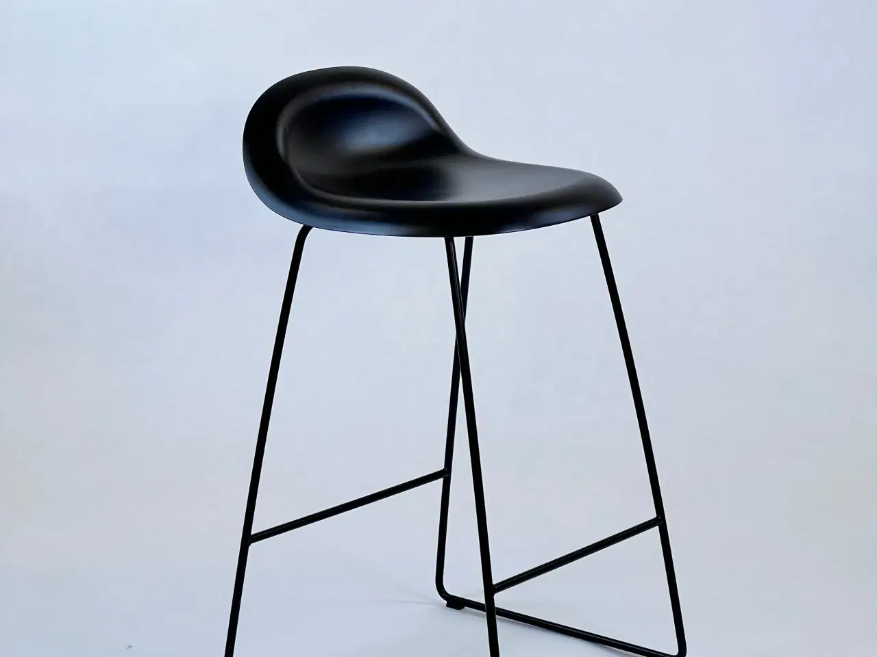 Billede 1 - GUBI 3D Barstol Sledge Base – Sort