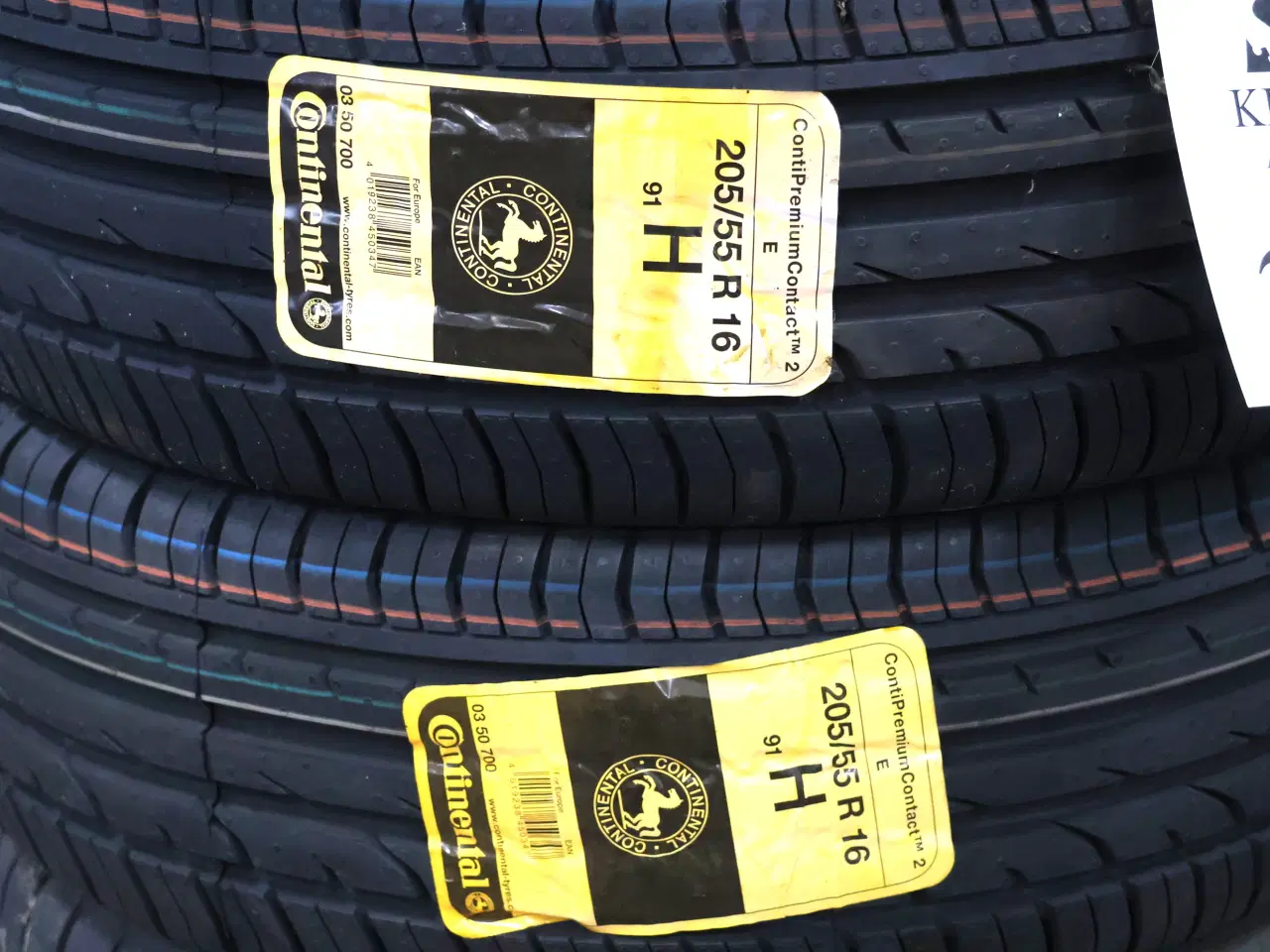 Billede 3 -  8 Stk Dæk, se mål på billede eller i beskrivelse 