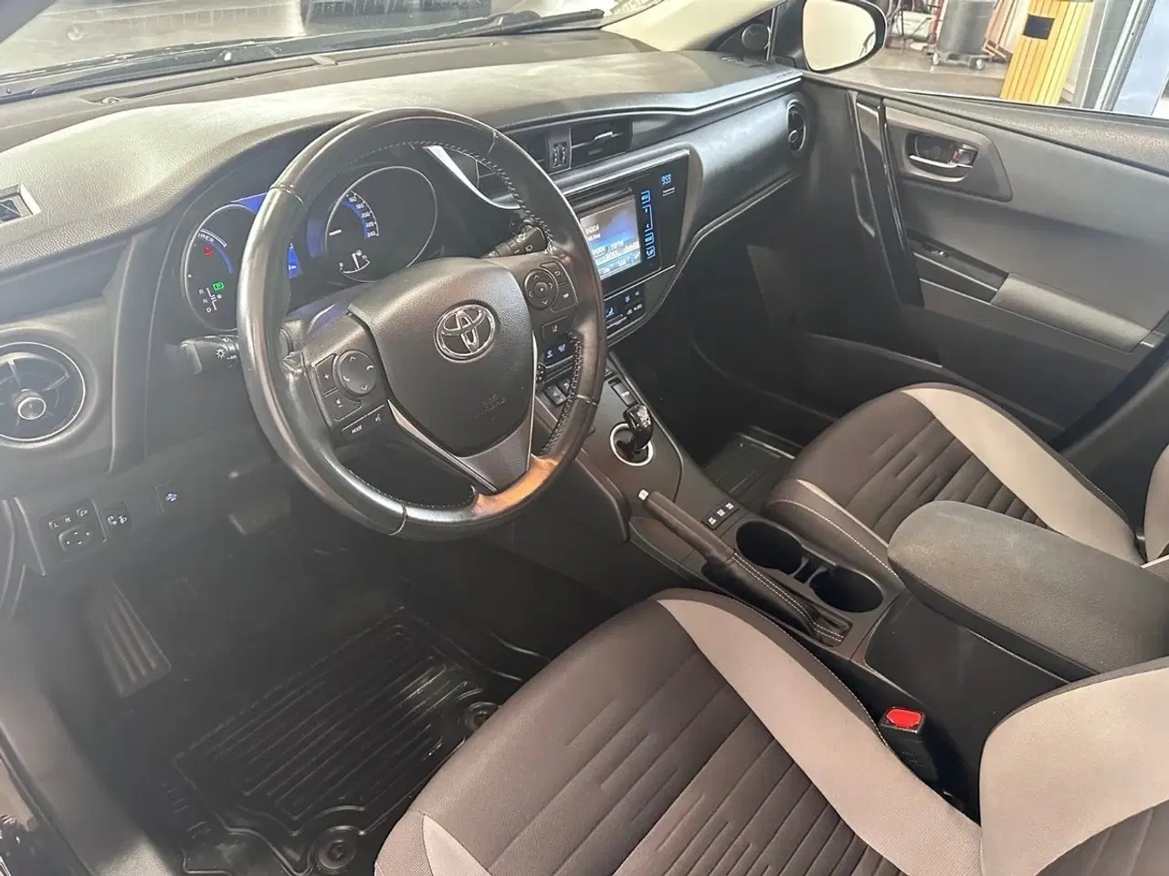 Billede 10 - Toyota Auris 1,8 Hybrid H2 Comfort Touring Sports CVT Van