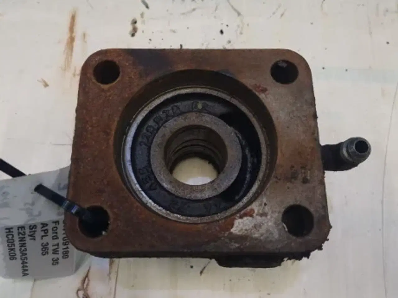 Billede 3 - Ford TW35 Styr E2NN3A544AA   APL 365