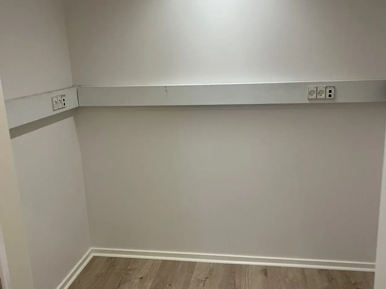 Billede 6 - Kontor eller pendlerbolig til leje med i Storkøbenhavn.