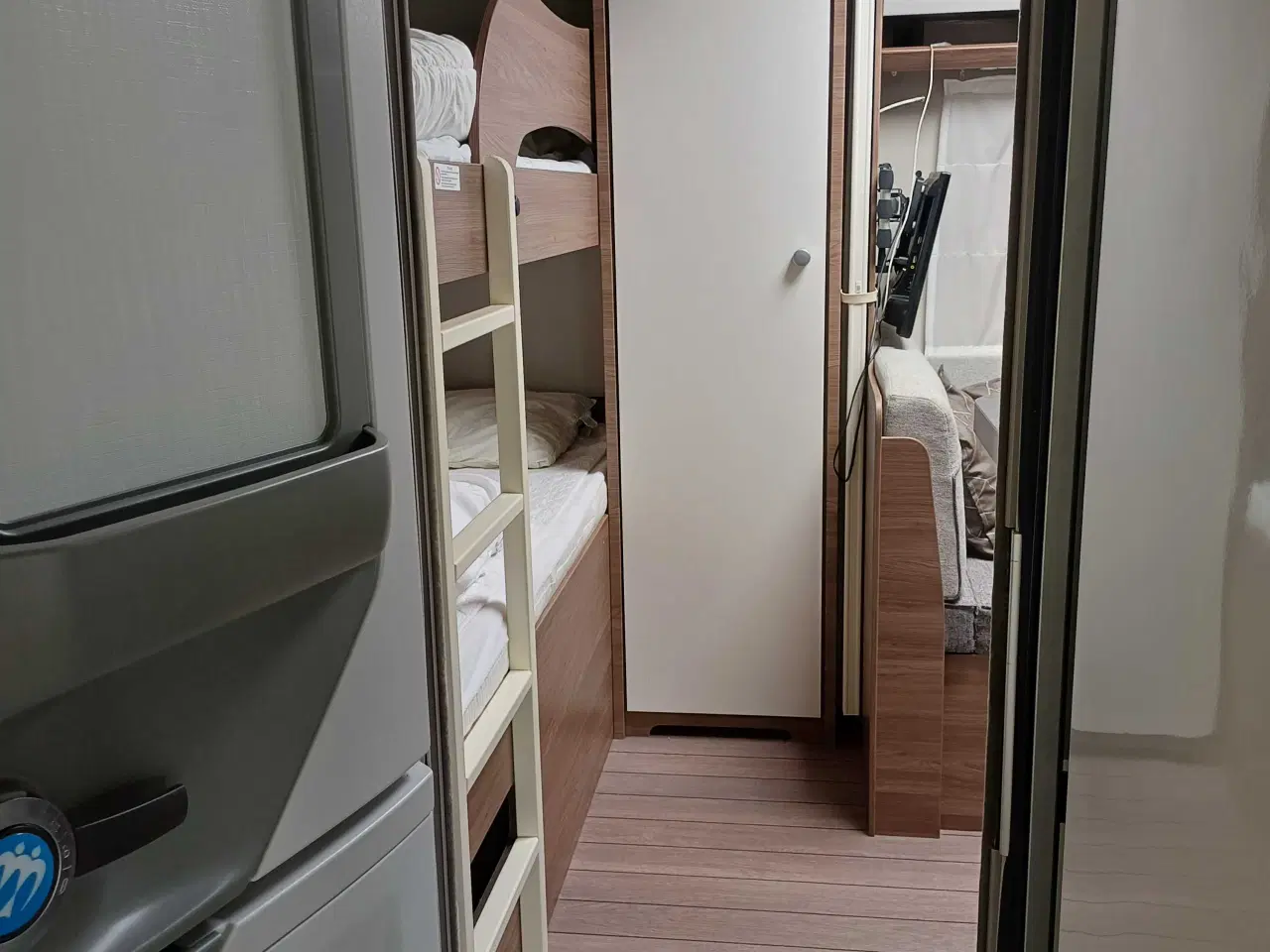 Billede 5 - Campingvogn med Villa fortelt